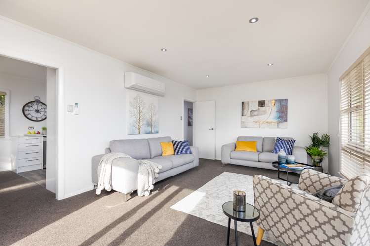 10 Bisley Avenue Moana_2