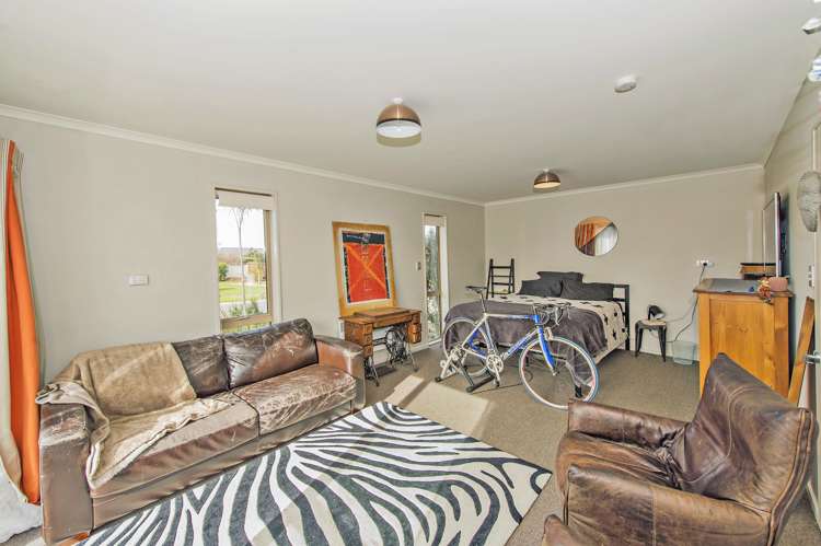 6 Stanwood Grove Darfield_15