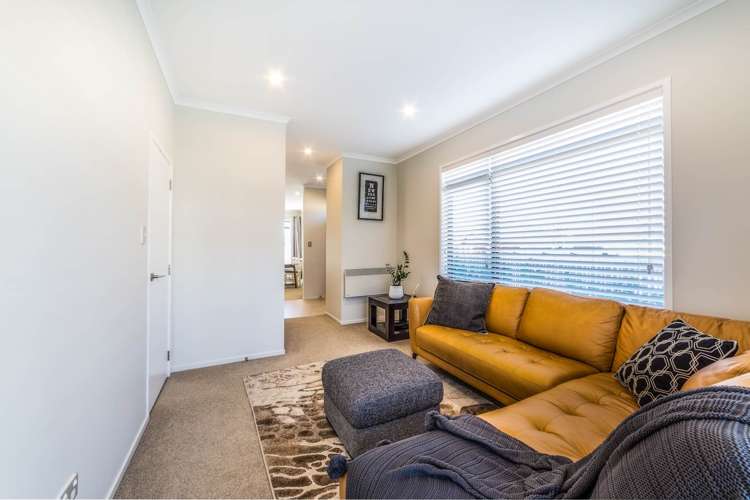 2 Weta Road Hobsonville_5