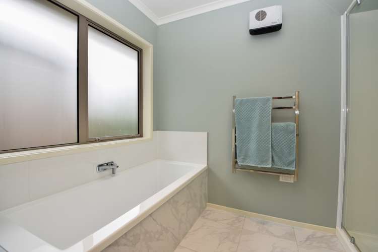 17 Carrington Drive Carterton_20