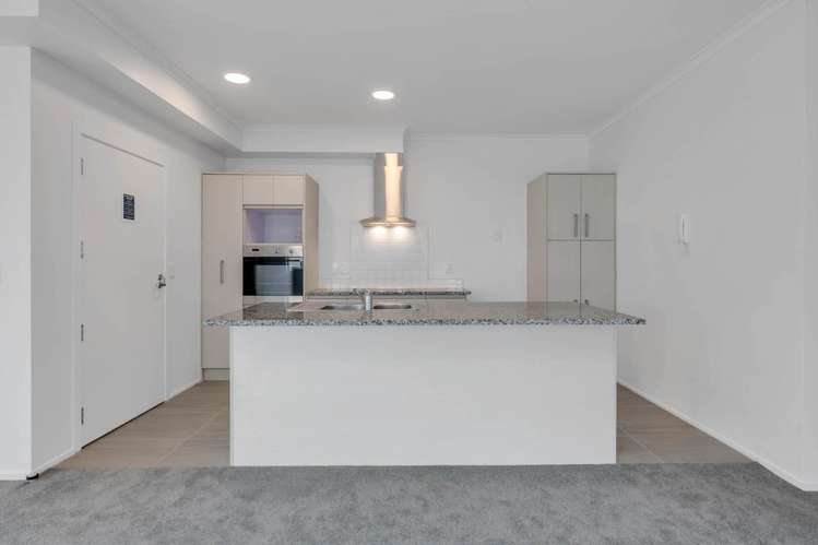 22/11 Carlos Drive Flat Bush_10