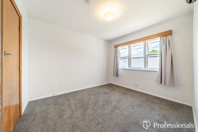 2/314 Fergusson Drive Heretaunga_24