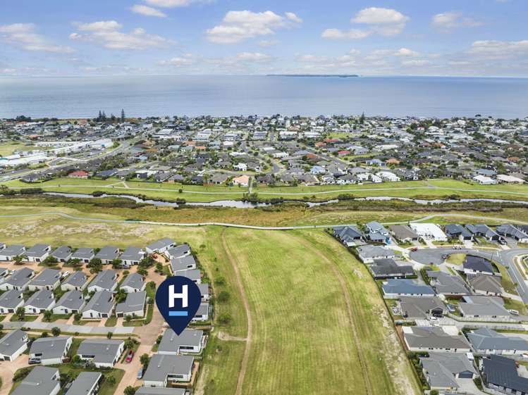 240/61 Golden Sands Drive Papamoa_24