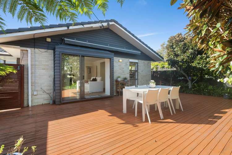 1/5 Lake Pupuke Drive Takapuna_15