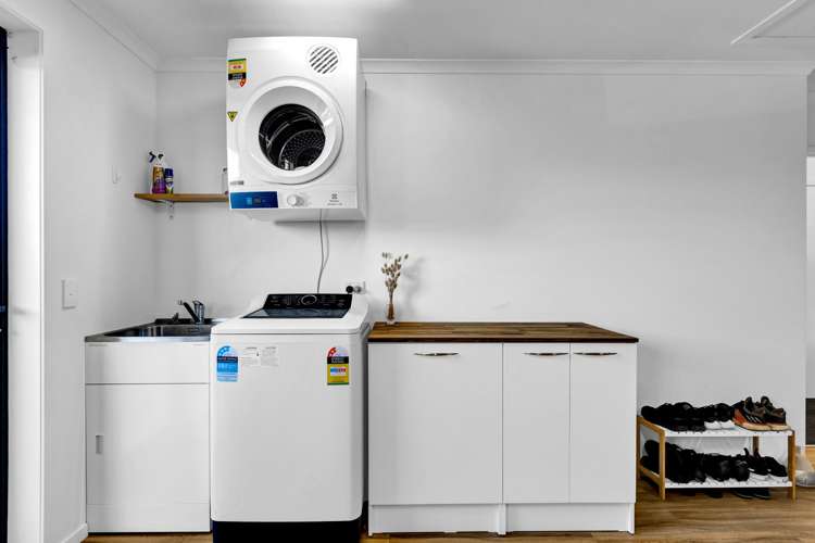 38 County Drive Hawera_14