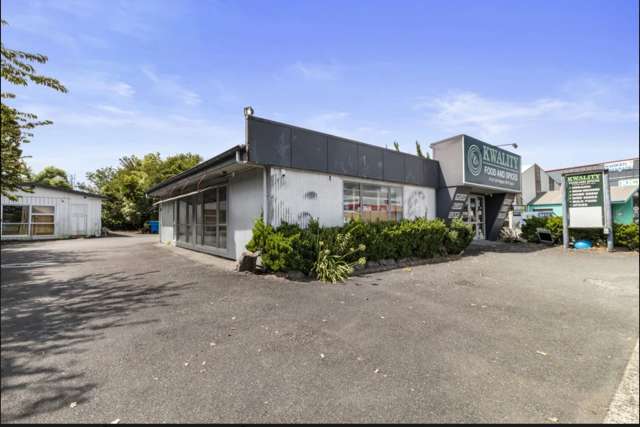 FREEHOLD LAND AND BUILDING - BUY or LEASE