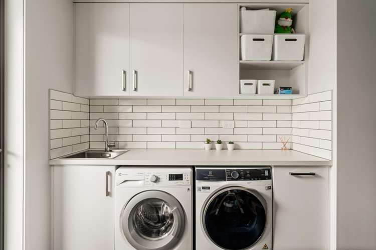 20 Raynor Crescent Pyes Pa_17