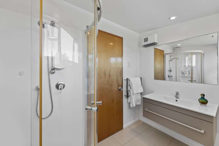 113 Easther Crescent Kew_19