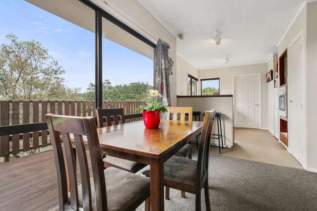 53 Caton Road Waitakere_1