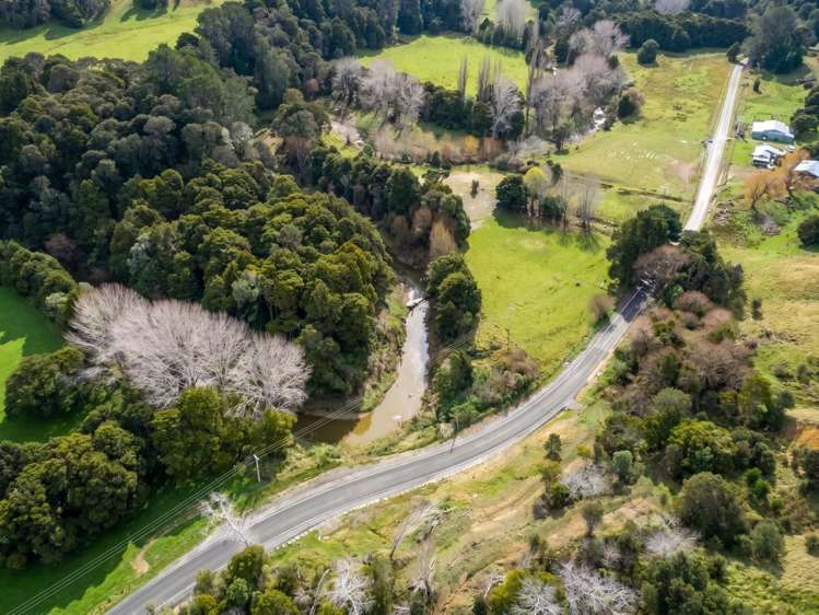 427 Tinui Valley Road Tinui_11