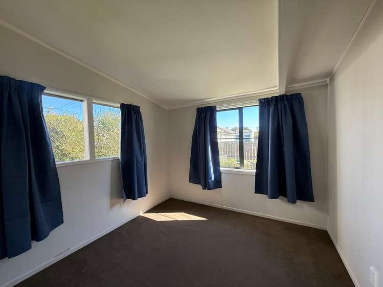  14 Raleigh Place Ōtara_9