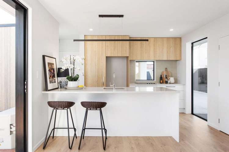 1/125 Canon Street Edgeware_5