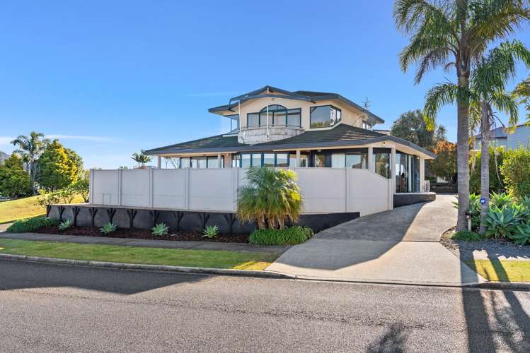 9 Pebble Beach Boulevard Te Kamo_26