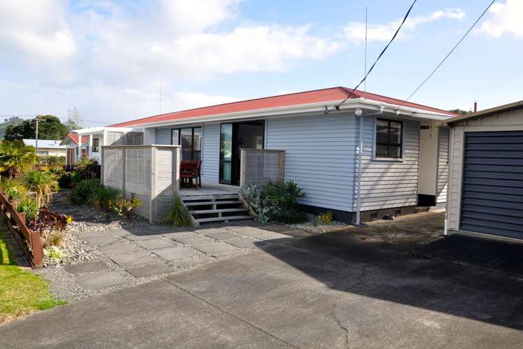 4b Scott Street Waihi Beach_17