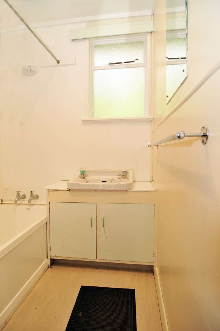 18 Arnold Street North East Valley_10