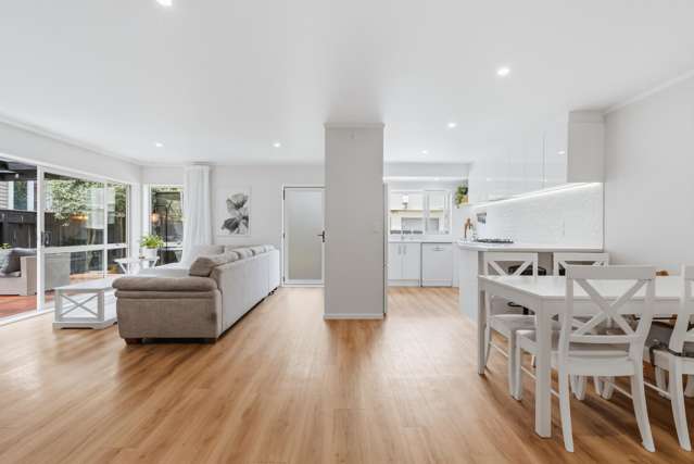 2/15 Kotare Street Hilltop_4