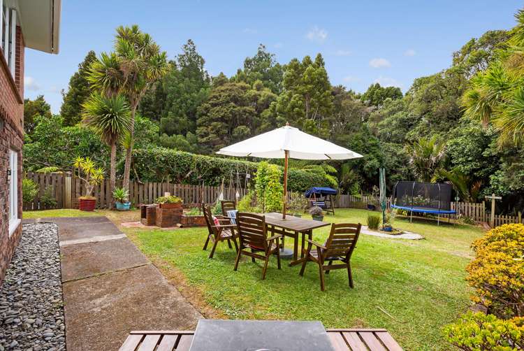 230 Godley Road Titirangi_7