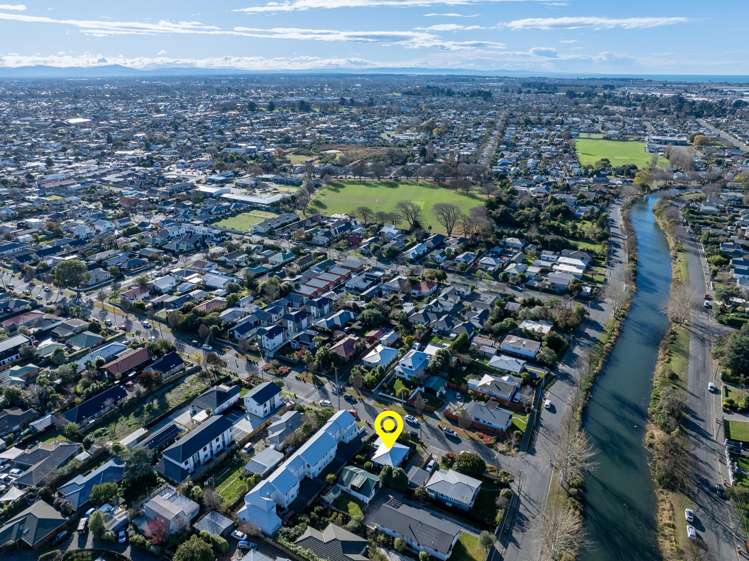 114 Wildberry Street Woolston_23