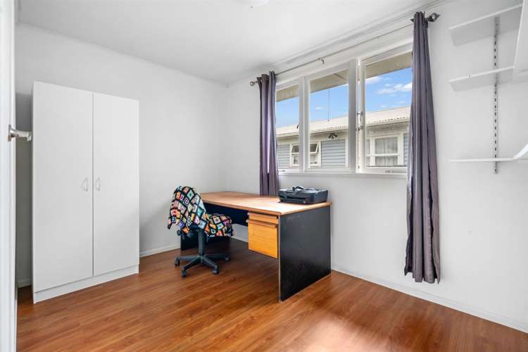27 Corks Road Te Kamo_12