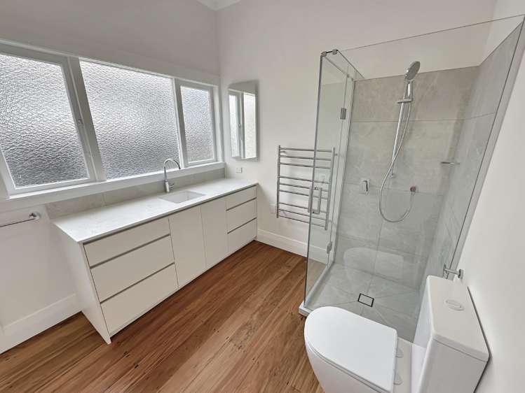 11 Greenfield Road Epsom_5