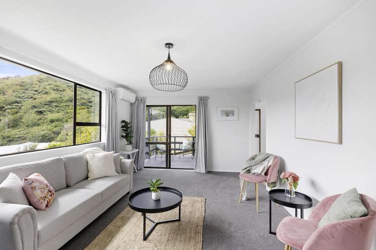 66 Castlerea Street Wainuiomata_16