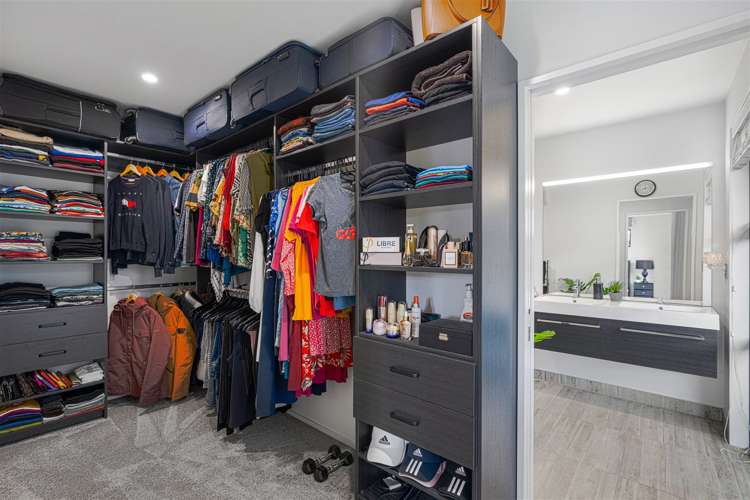 69 Southfield Drive Lincoln_21