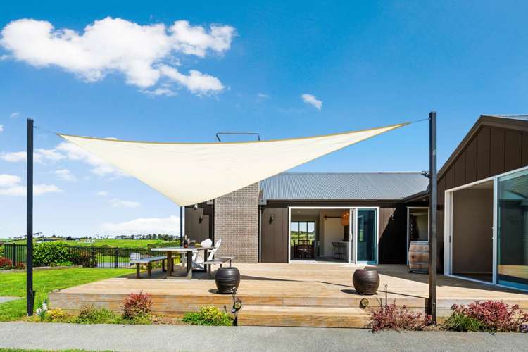 14 Rongoa Road Okura Bush_34