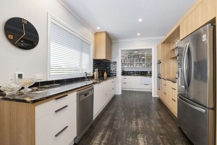 124 Johnstone Drive Fitzherbert_6