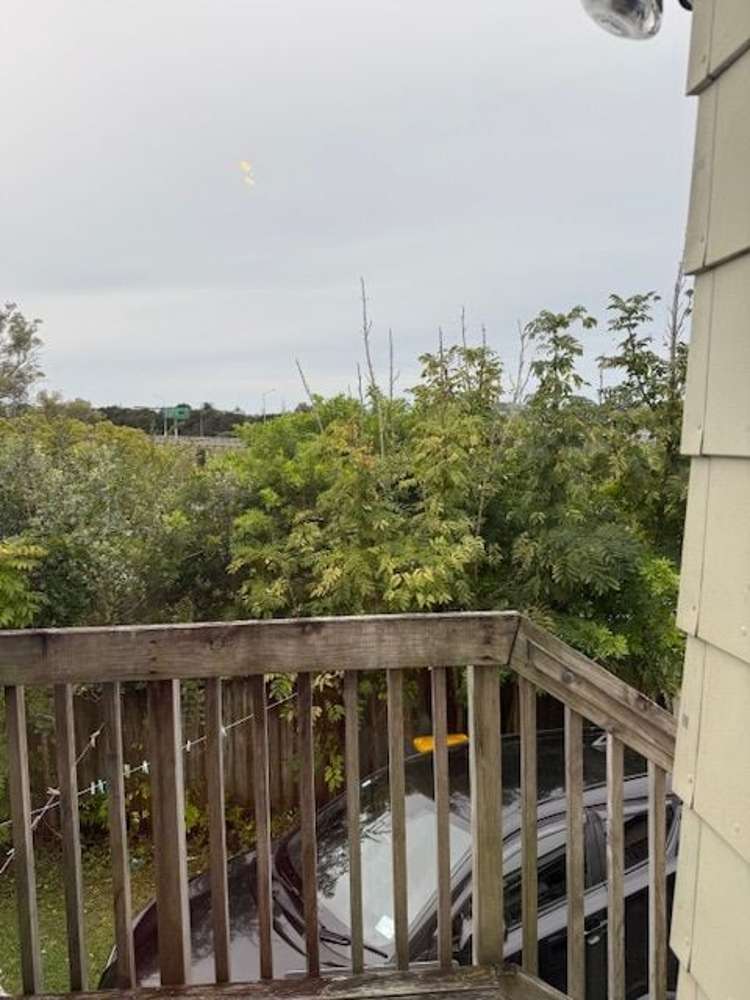 16B Totaravale Drive Totara Vale_9