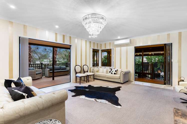 5 Ridgemount Rise Mangere Bridge_6