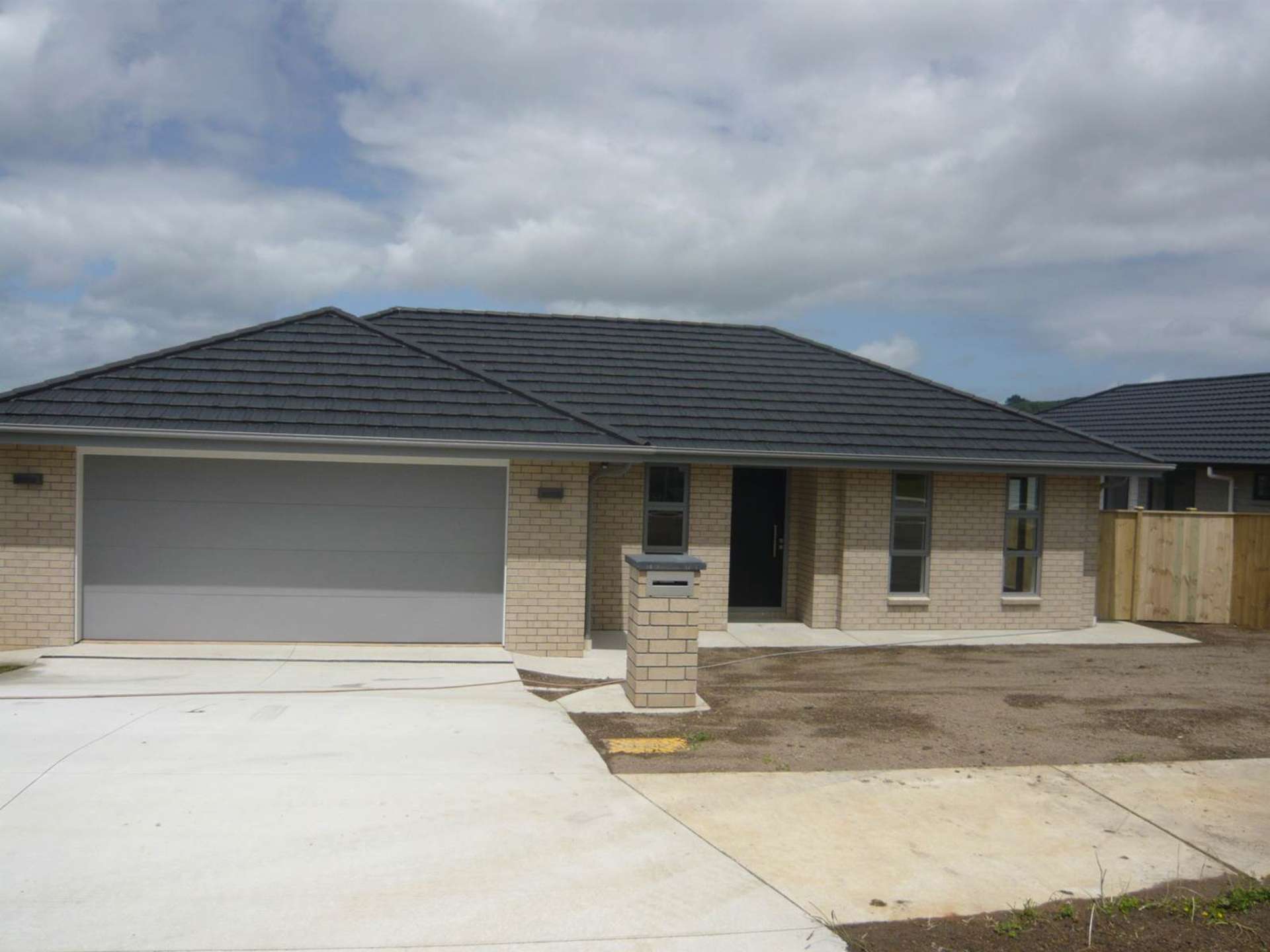 8 Glenkirk Crescent Pokeno_0