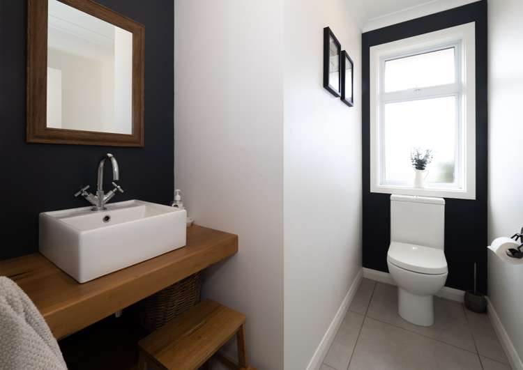 241 Grahams Road Willowby_14