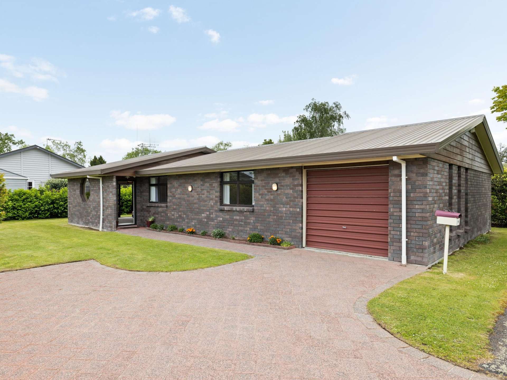 21 Bains Avenue Hamilton East_0