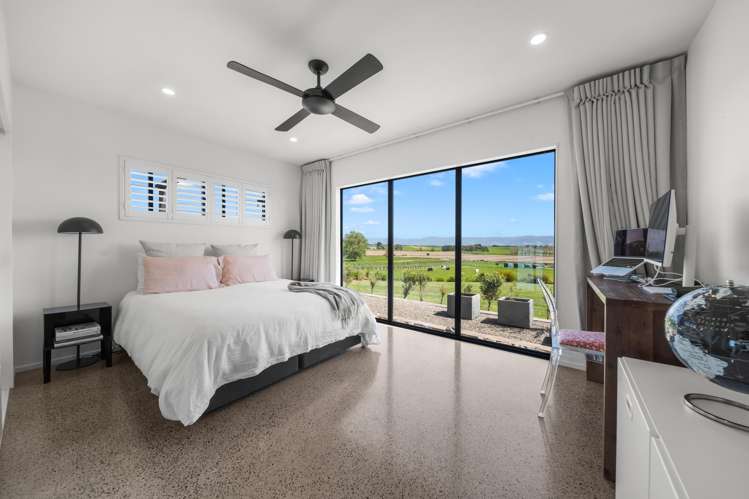 1031 Lake Ferry Road Martinborough_16