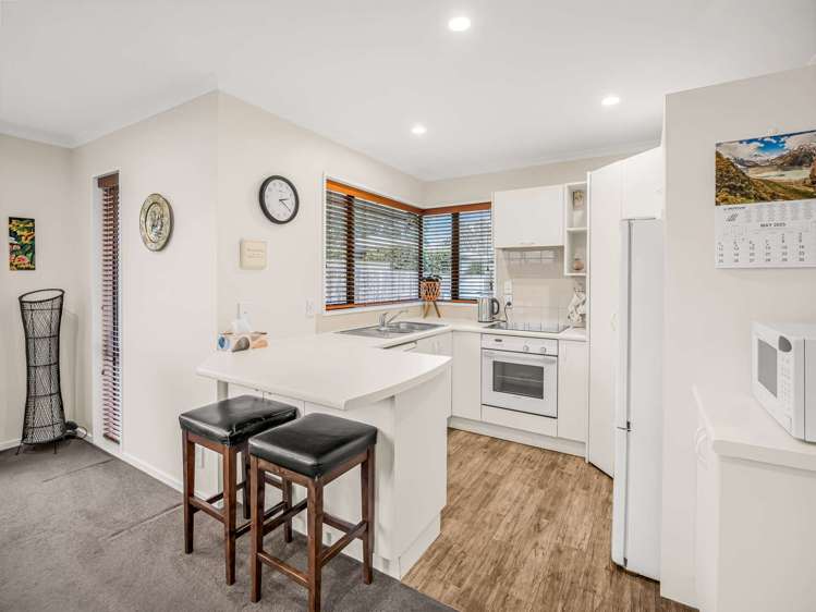 2/126 Halswell Road Hillmorton_6