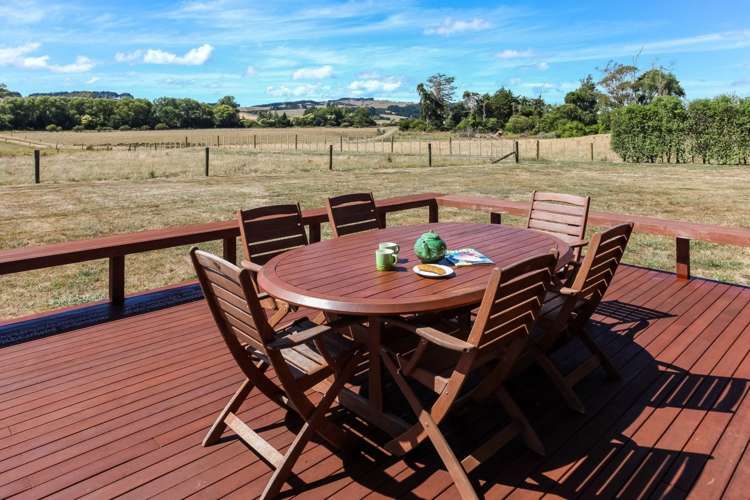 1898 Miranda Road Mangatangi_7