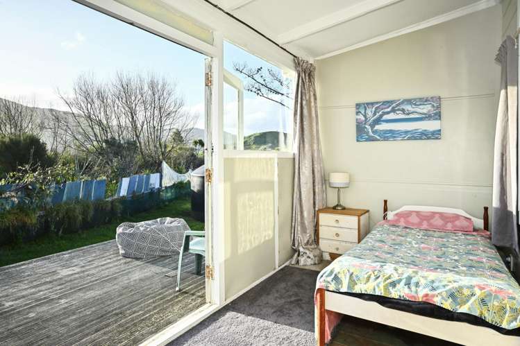 11 YMCA Road Māhia_8