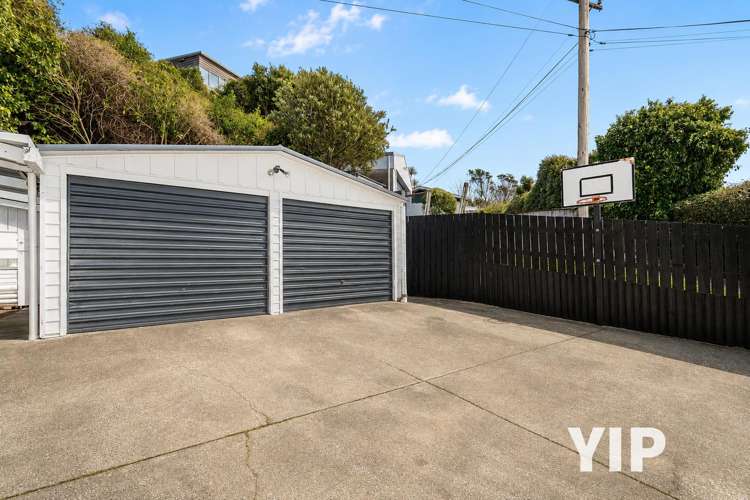 3 Jonathan Way Paparangi_10