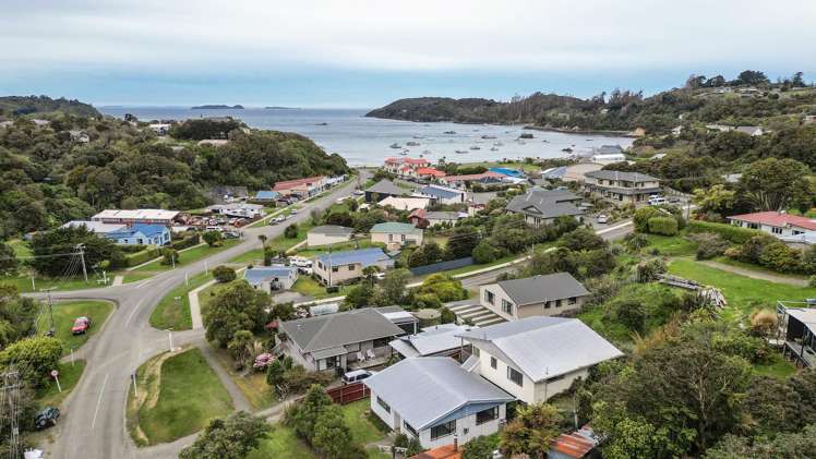 33 Main Road Stewart Island_24