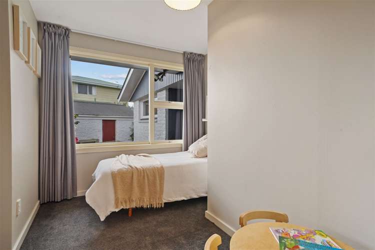 22 Cullahill Street Harewood_13