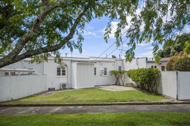 2/27 Calliope Road Devonport_2