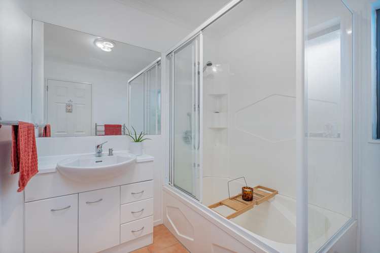 51 Cholmondeley Crescent Whitianga_27
