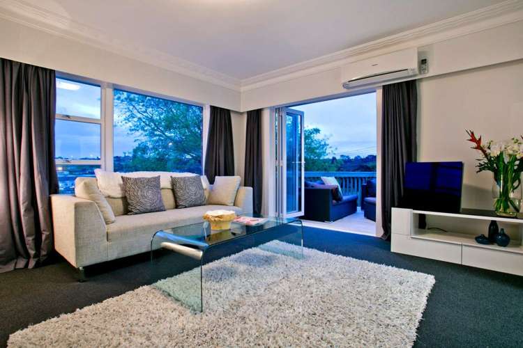 1/73 Lake Road Northcote_4