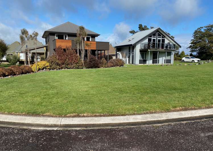 2 Snowberry Lane Ohakune_6