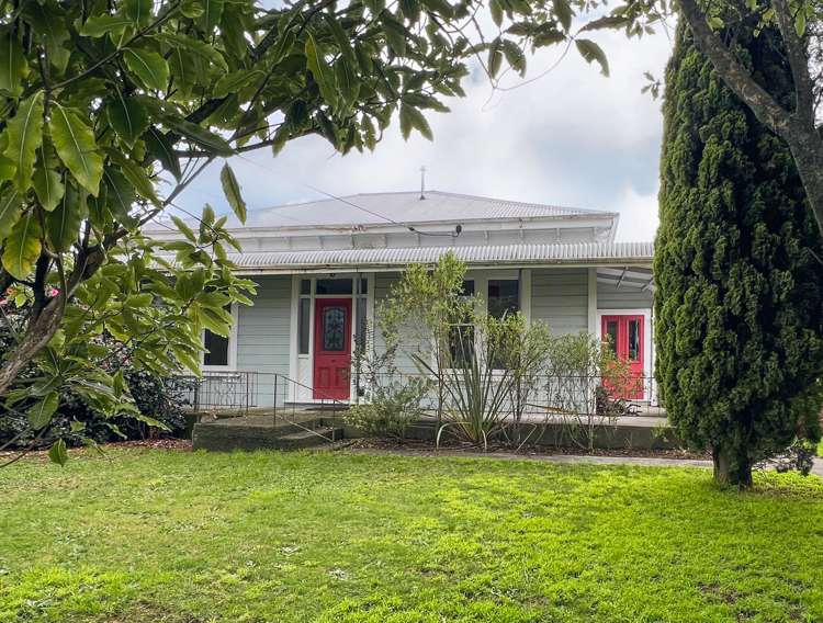 224 High Street South Carterton_18