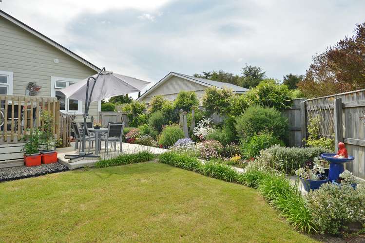 32 Esther Street Martinborough_16