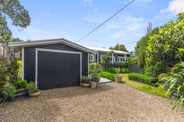 31 Alison Road Surfdale_34