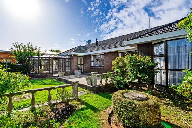 Lola's lovely Windsor townhouse