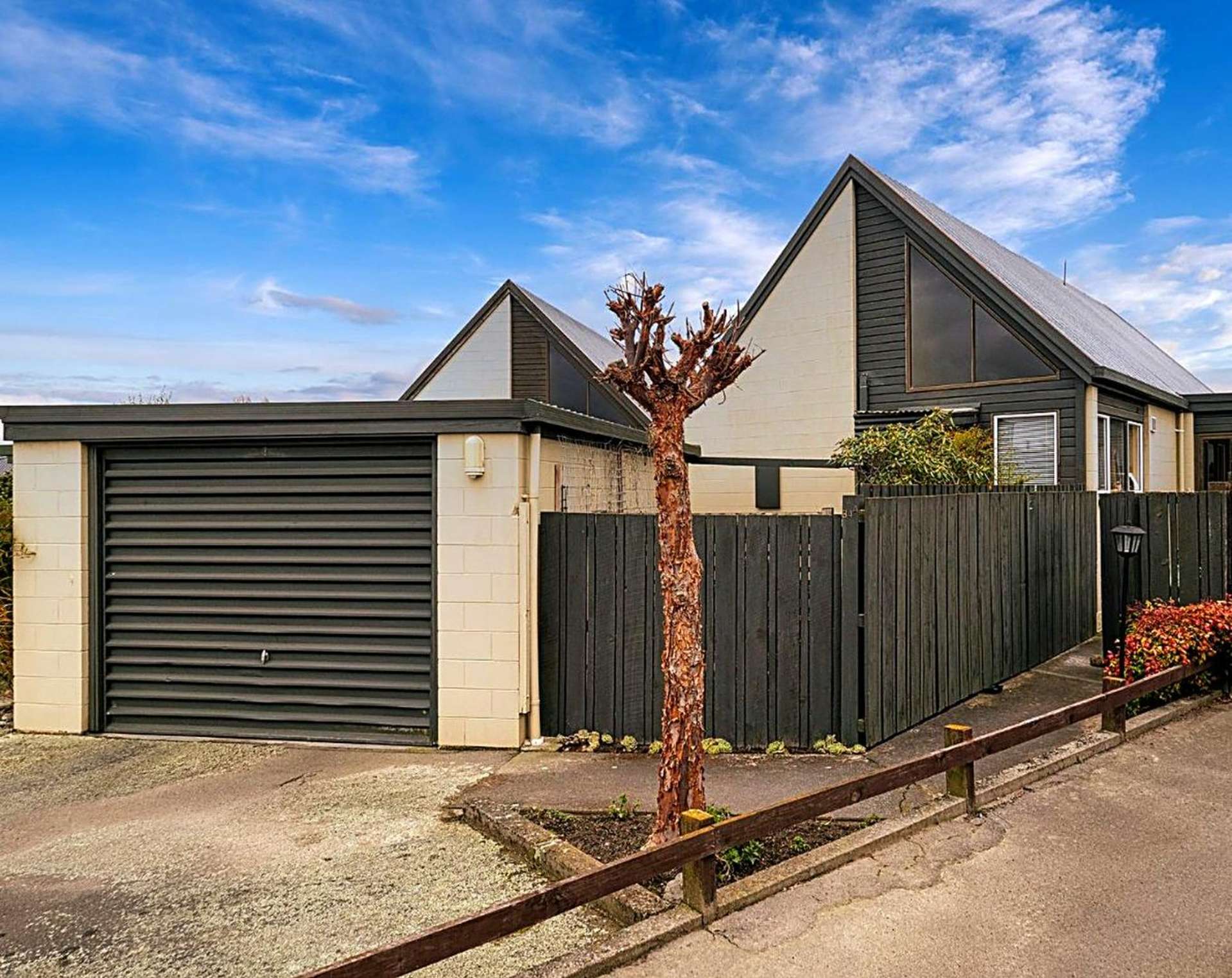 34A Woodham Drive 1383_0