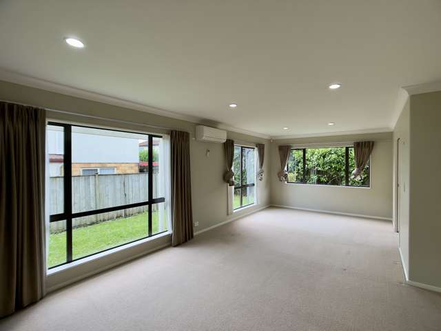 11 Stonebrooke Lane Flat Bush_4